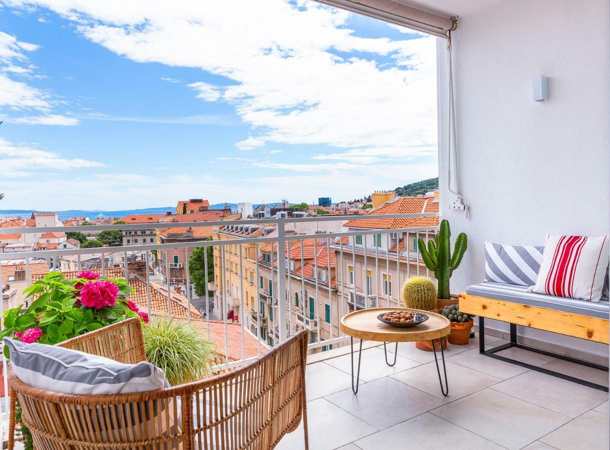 Appartement D'Art Penthouse à Split Extérieur photo